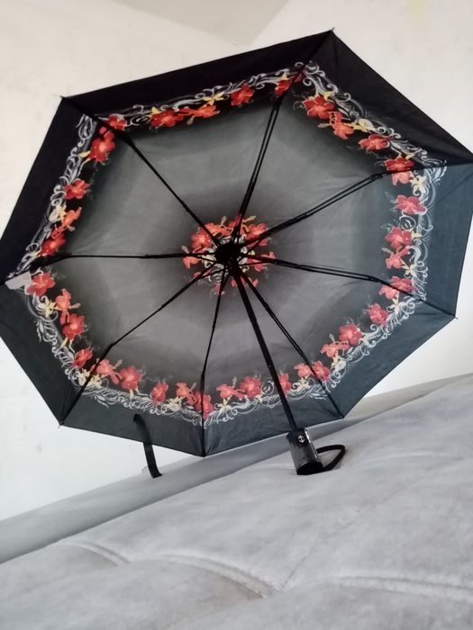 Продам зонтик!!!