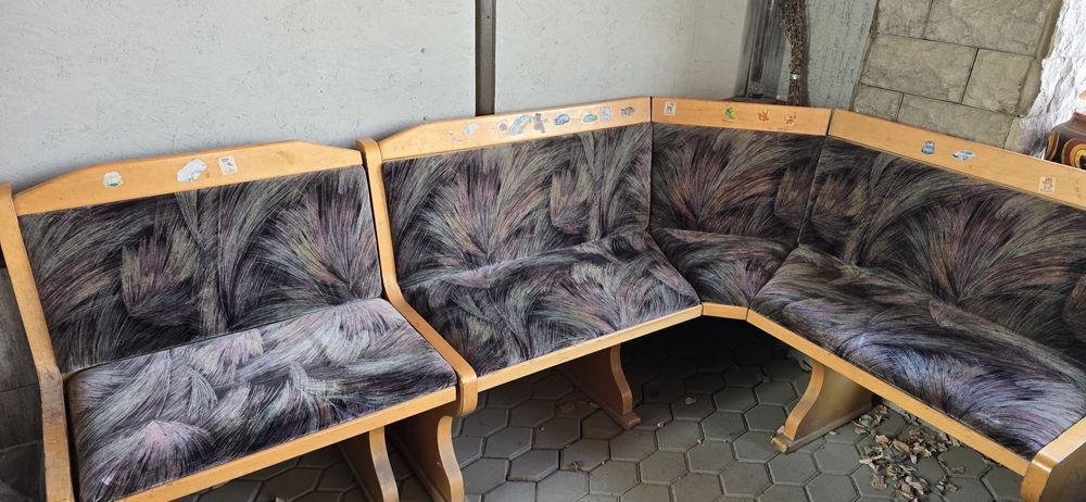 Кухонный уголок серый