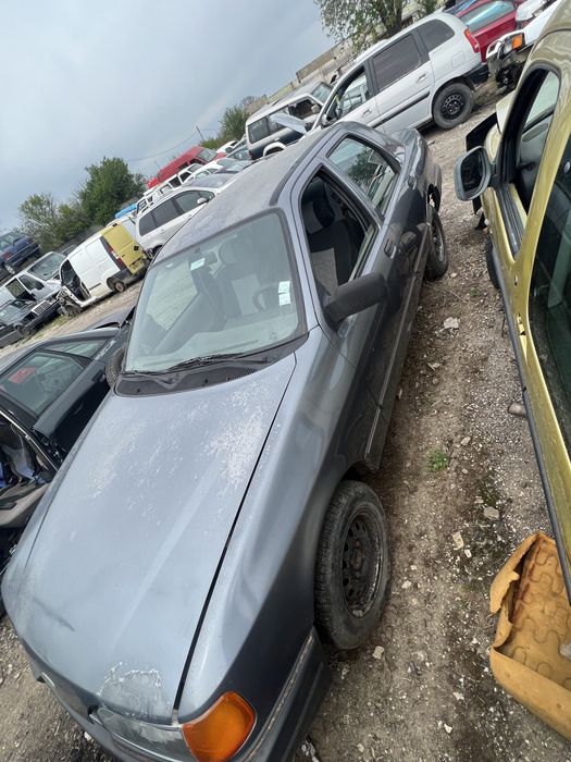 Ford Sierra 1.8 НА ЧАСТИ