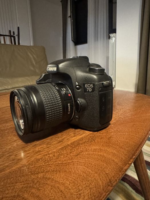 Canon 7D + 28-80