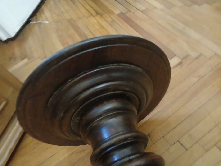 Etajera ( suport) din mahon