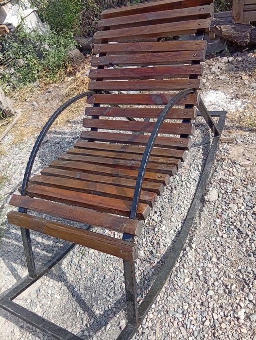 Продам кресло качалку