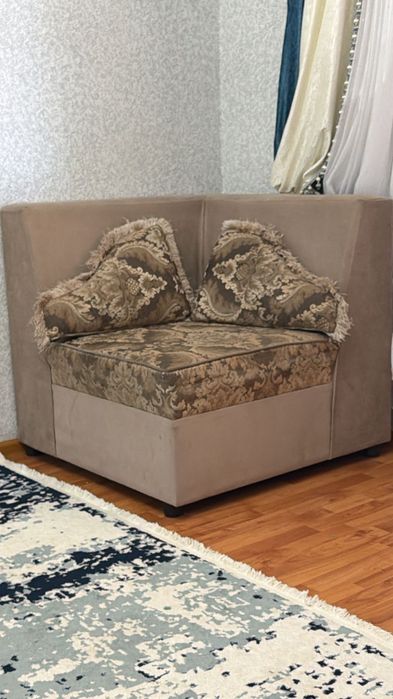 Диван для гостинной