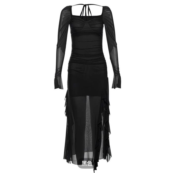 Черное стильное платье