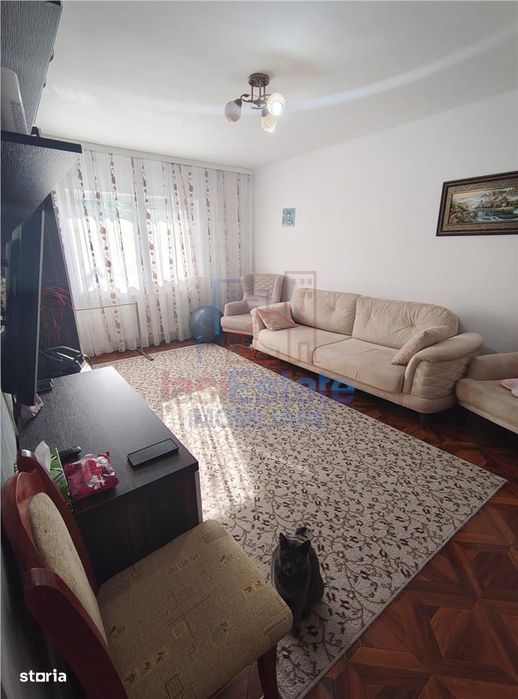 Apartament 3 camere decomandat - Stare impecabila