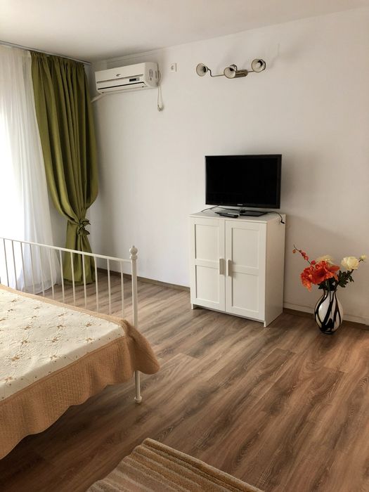 Vand garsoniera VITAN MALL 42mp confort I
