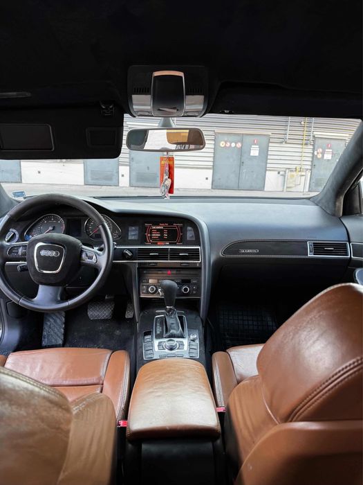 Audi A6 Quattro