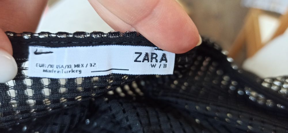 Ефектен Топ на Zara