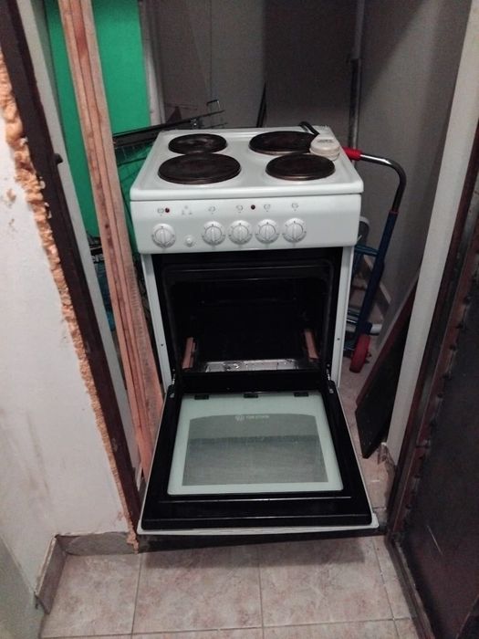 Продаю электронная плита