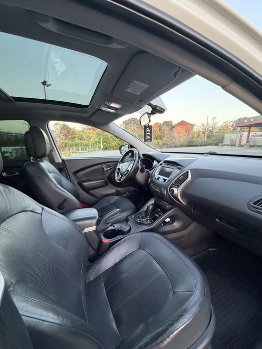 Hyundai ix35 4x4 2.0 CRDI 184cp An 2012 Automat
