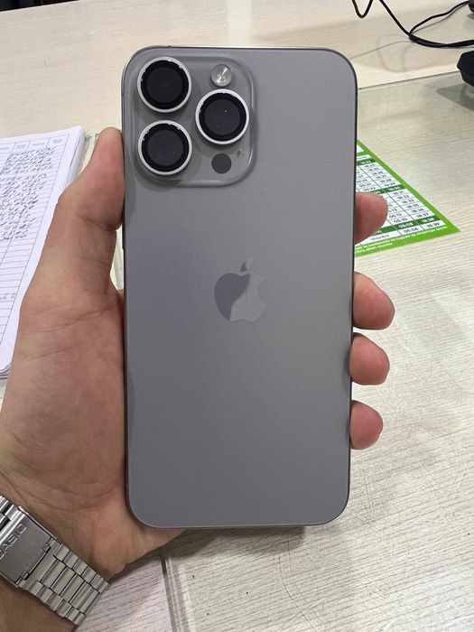 Iphone 15 pro max sotiladi
