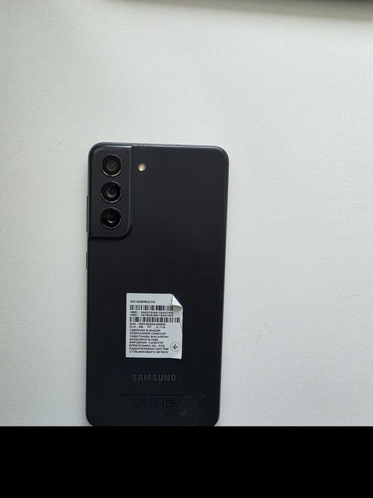 Продаю Samsung S21FE