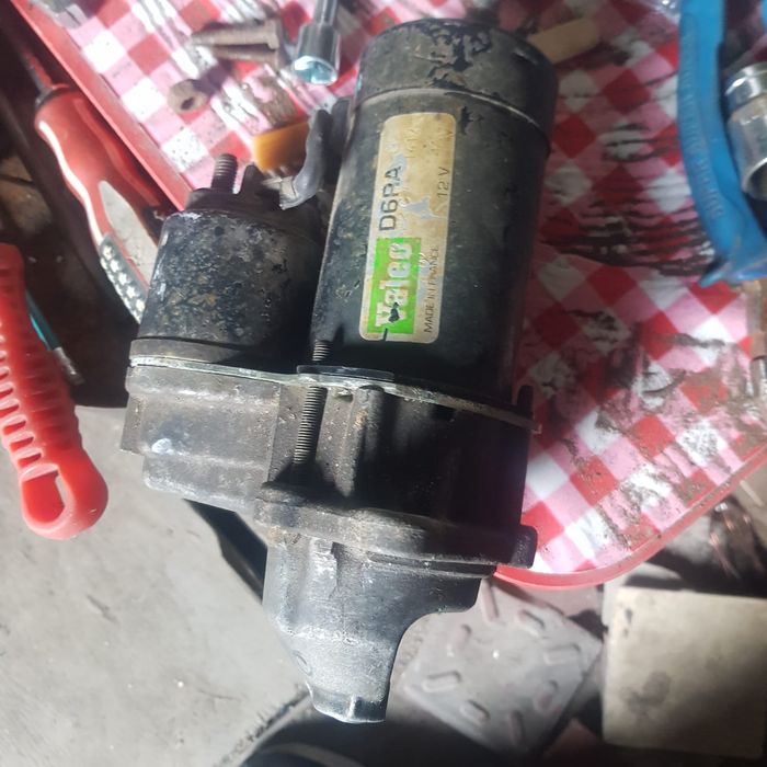 Продам стартер D6RA 62