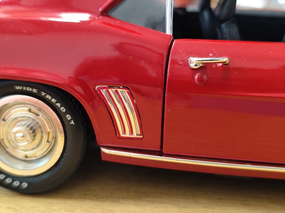 Macheta Chevrolet Camaro 1969 1:18