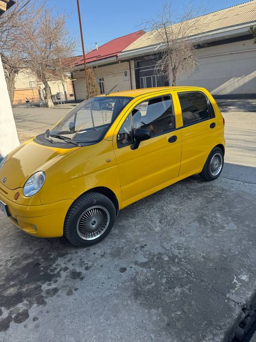 Мошина сотилади, нексия га бартер бор