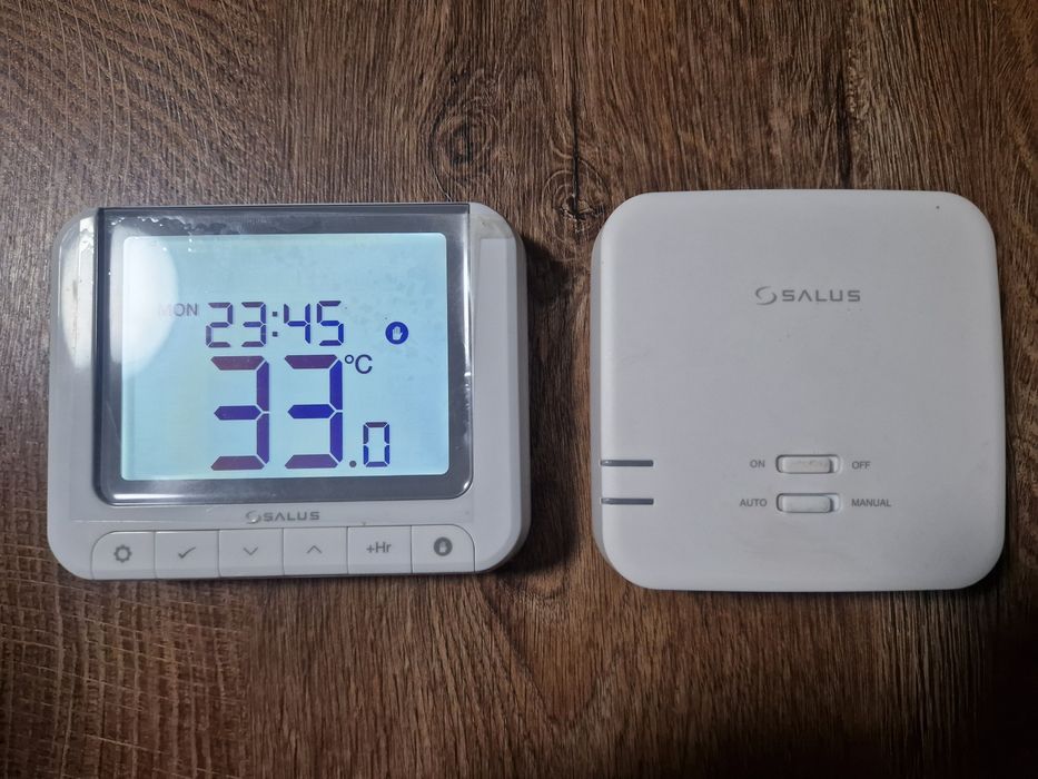 Termostat Salus RT520RF - DEFECT