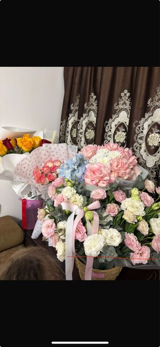 свежие букеты цветов