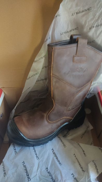 Продам сапоги 43р