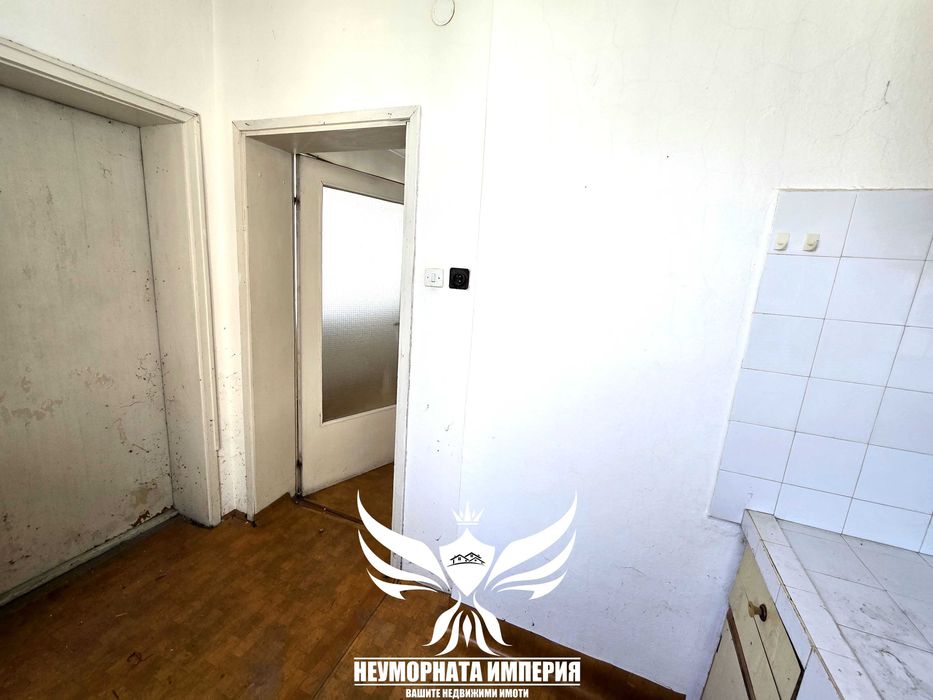 Дава се под наем Тристаен апартамент в Асеновград - 80 кв.м за 311 € - Снимка #8