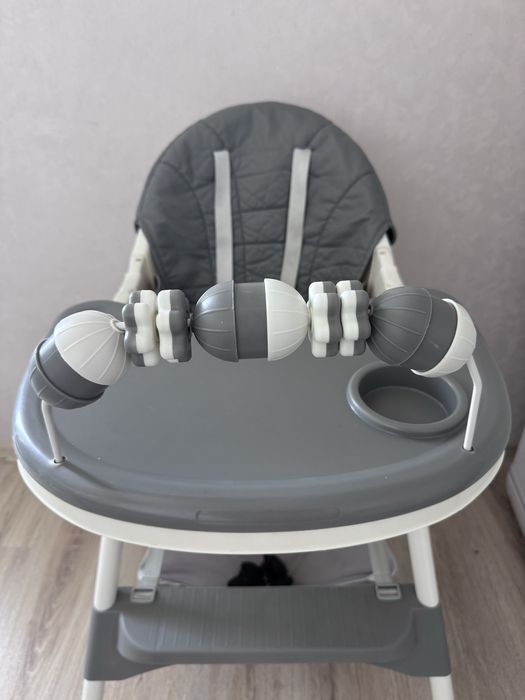 Детский стульчик для кормления