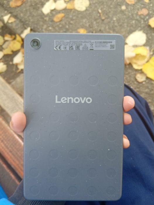 Tableta Lenovo Tab One 8.7" – Ca Noua, Garantie Altex + Cutie si accesorii