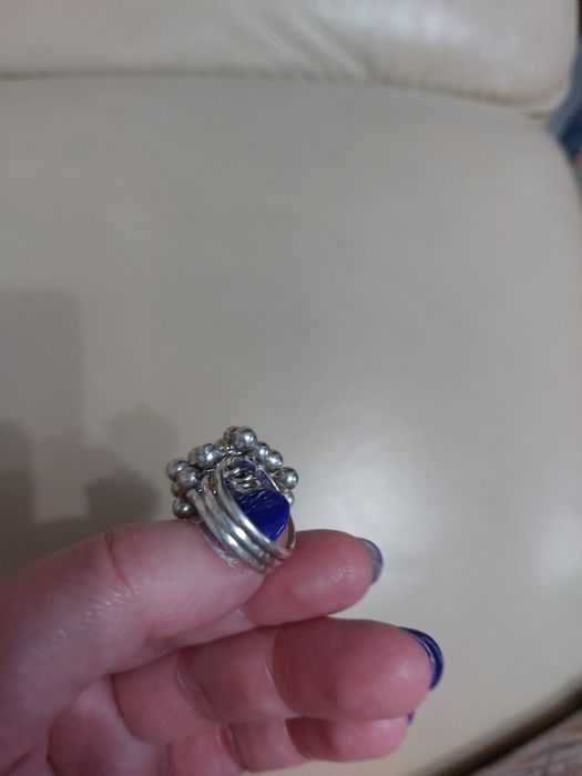 Vând inel dragut din argint 925.