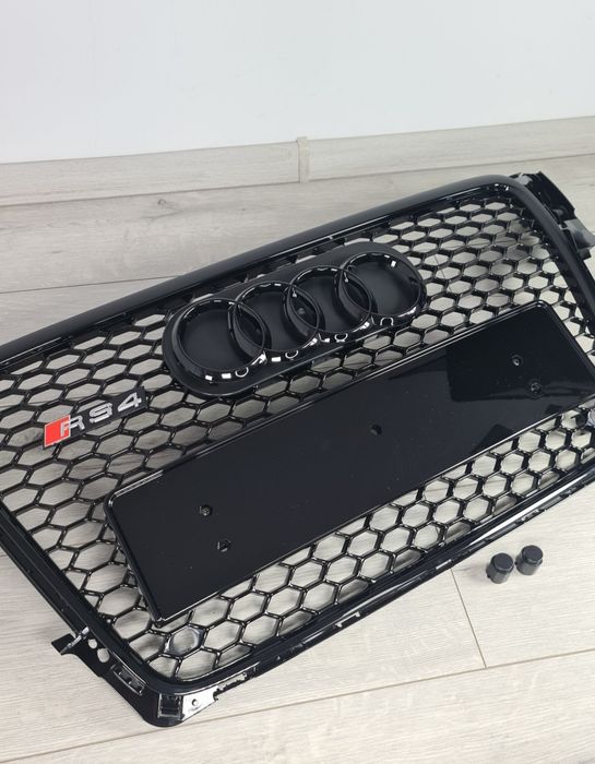Oferta-Grila-Fagure-Neagra-Lucios-RS4-Look-Audi-A4-B8-Non-FL-2008-2009-2010-2011-2012-Calitate-Premium-Embleme-Incluse-Suport-Emblema-Incorporat-Noua