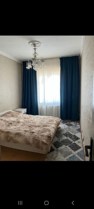 Срочно продаеться в чирчике 10 микрарайон