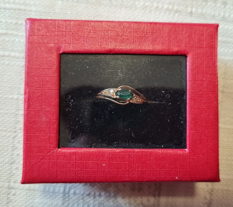 Inel din aur 583/14k cu smarald natural şi diamante