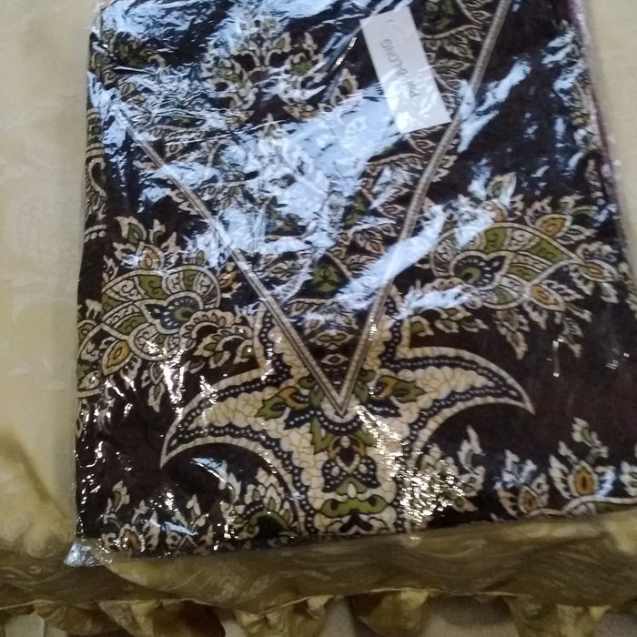 Предлагам нови индийски кафтани