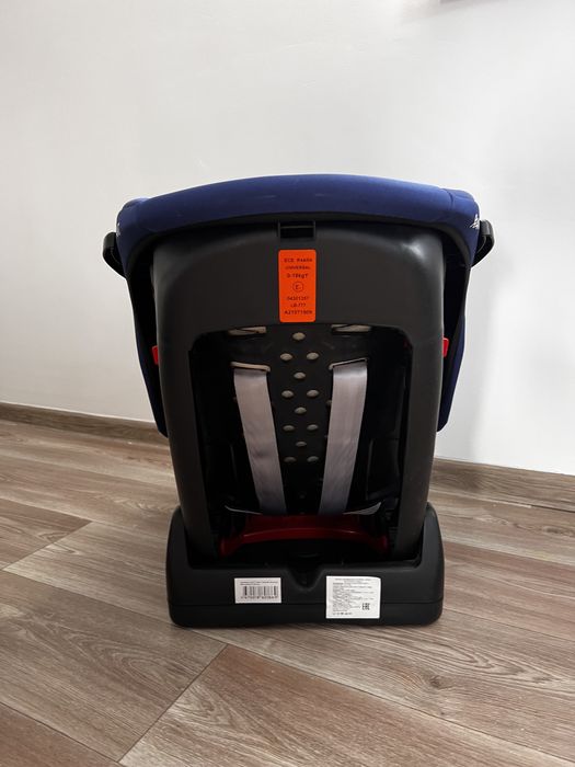 Продам автокрессло для 0-18 мес Rant