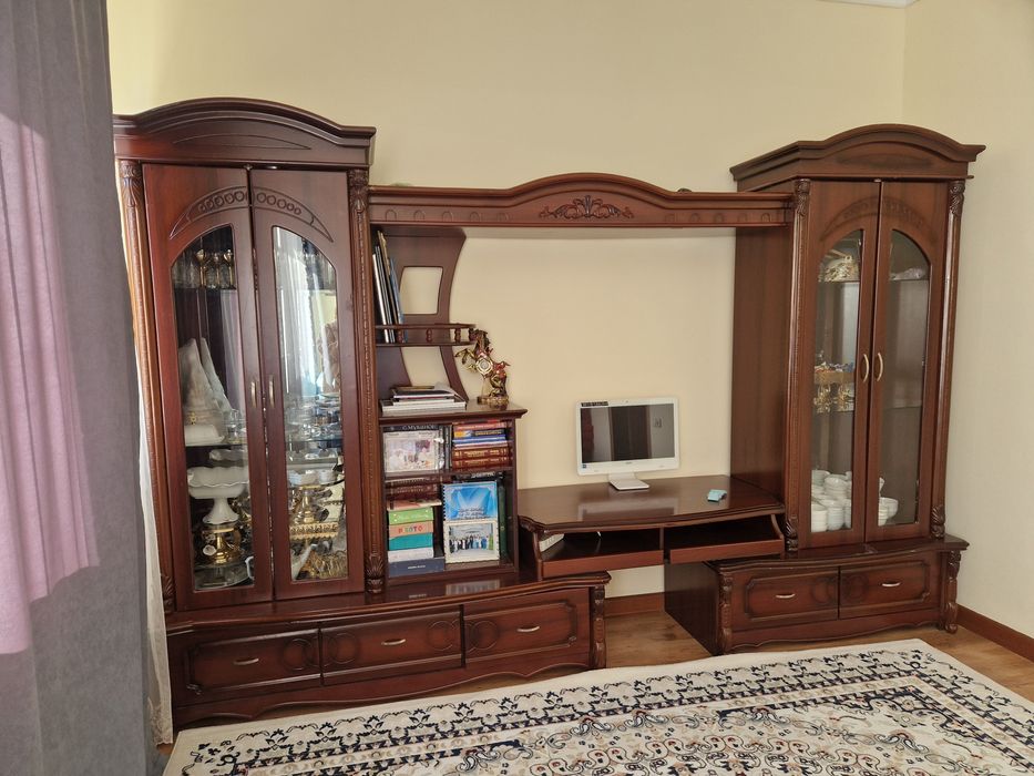 Стенка гарнитур для гостинийной