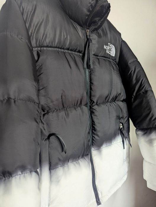 Geaca The North Face 700 alb/negru puffer