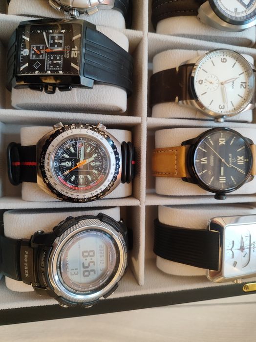 Vând colecție ceasuri