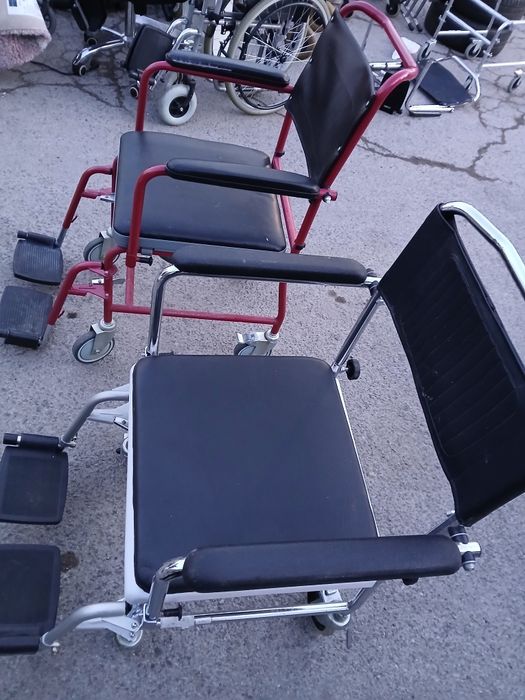 Тоалетен стол.ролатор