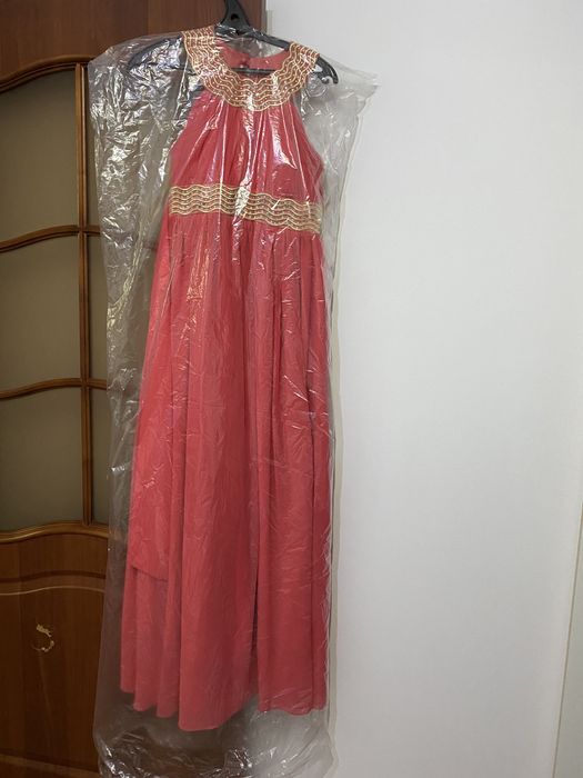 Вечерние платья бу