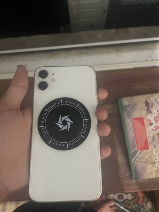 Iphone 11 sotiladi