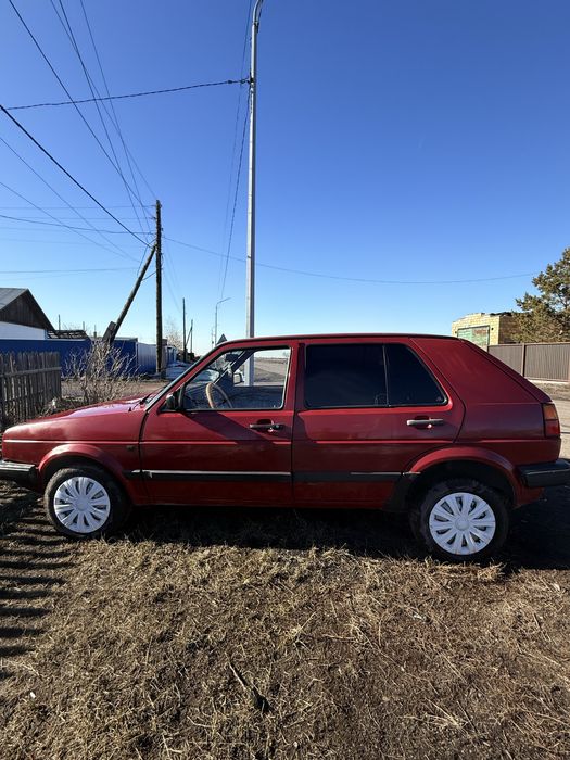 Машина гольф 2 1989 года