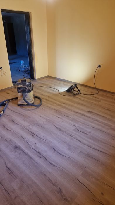 Tencuieli mecanizate interioare exterioare