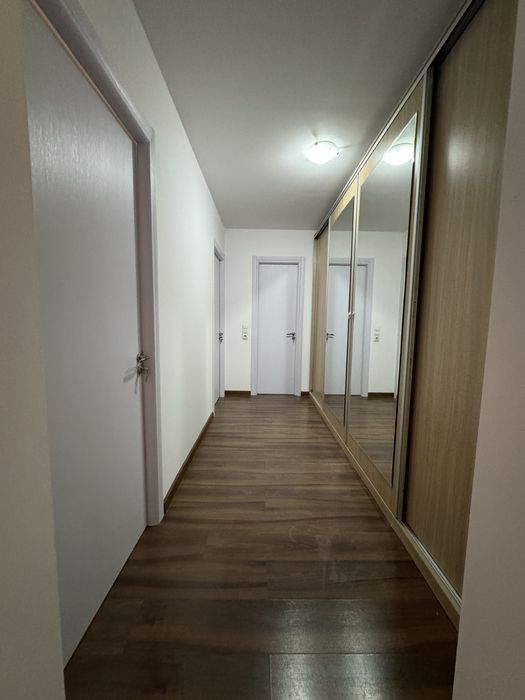 Inchiriez apartament 3 camere modern  VITAN Barzesti