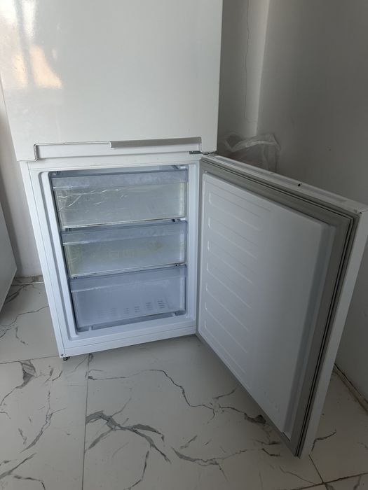 Холодильник сатылады