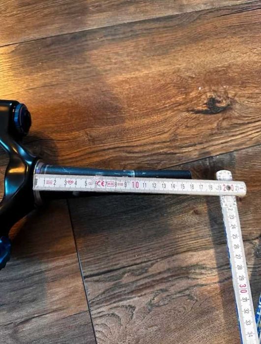 Вилка Уникат! Fox 38 Factory 170 Grip2