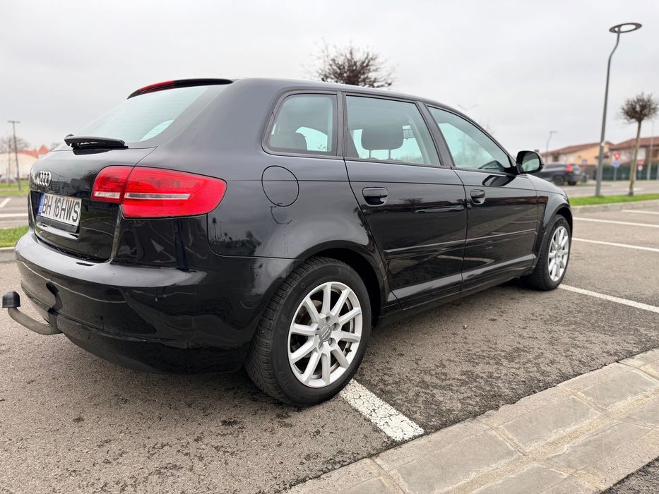 Audi A3 1.6 Sportback S tronic Attraction