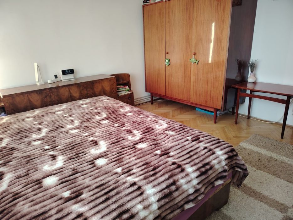 Inchiriez apartament 2 camere