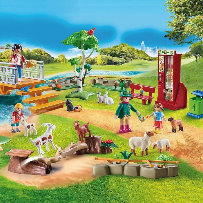 PLAYMOBIL Petting Zoo зоологическа градина