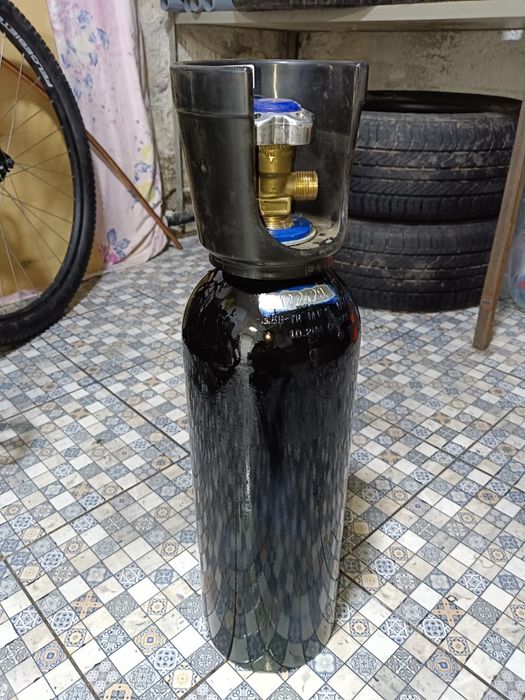 Продам баллон для углекислый газ 5 лит