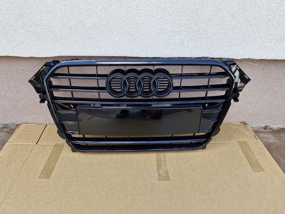 Grila centrala Audi A4 B8 facelift 2012-2015 NOUA