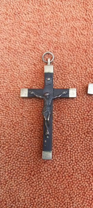Lot 3 Cruciulițe vechi 3 Cruciulițe vechi,