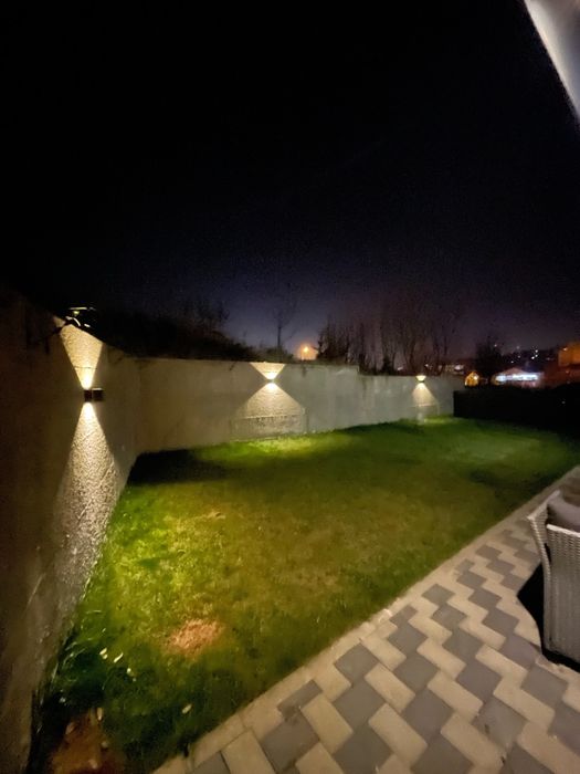 Vand apartament cu curte 154 mp