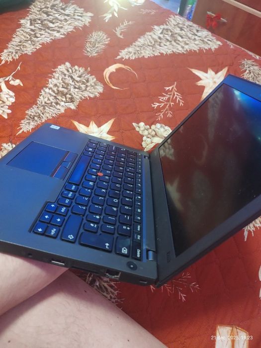 Lenovo Thinkpad i5 Gen 6 SSD nVMe,  16Gb DDR4 Ram
